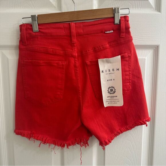 Risen Jeans Fiesta Red Denim Frayed Shorts size small NWT - Picture 4 of 9